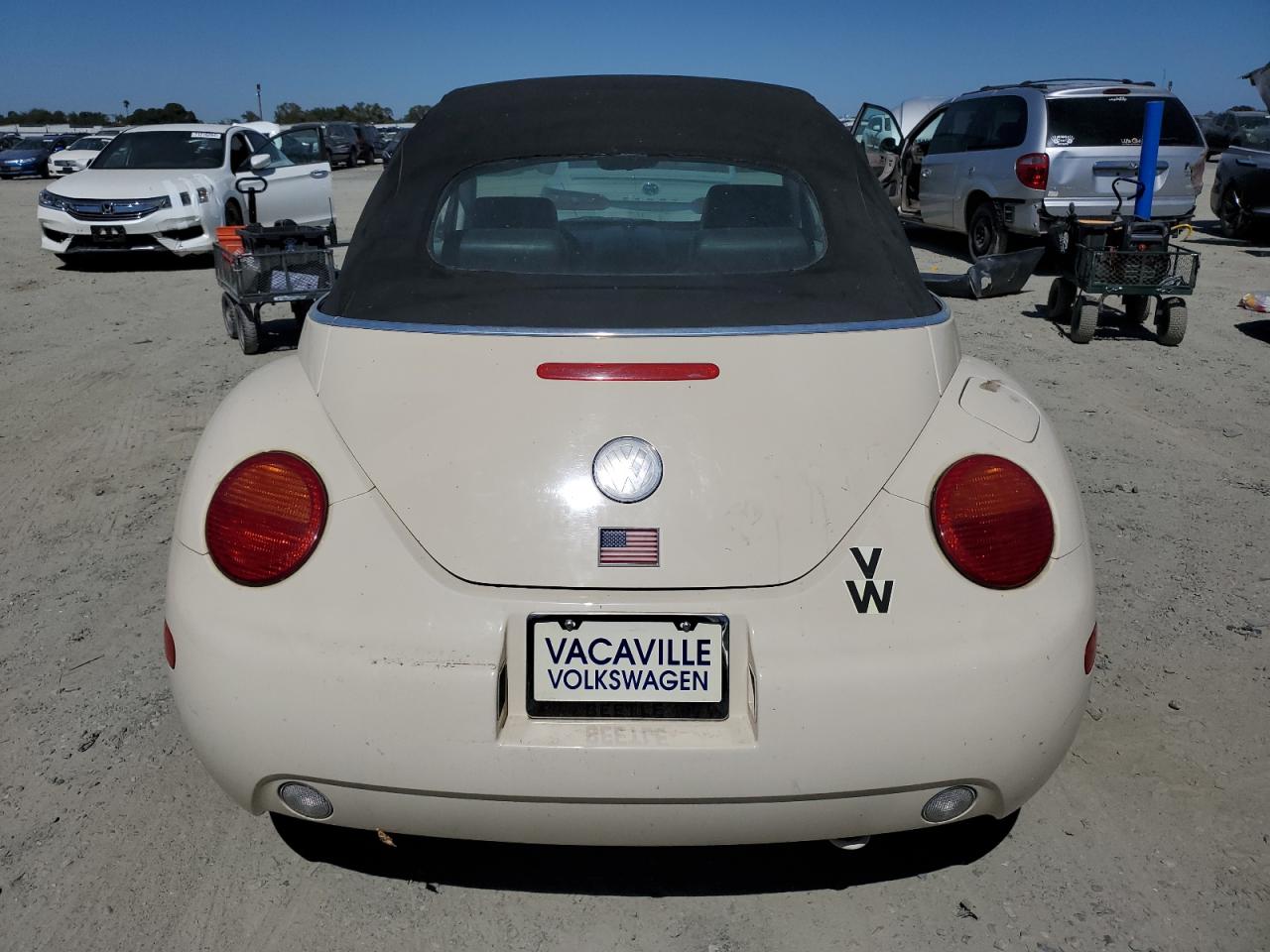 Lot #2943221481 2005 VOLKSWAGEN NEW BEETLE