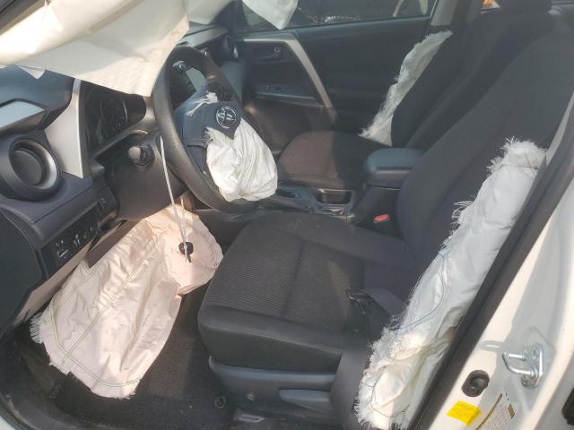 2018 TOYOTA RAV4 LE - JTMBFREV5JJ253276