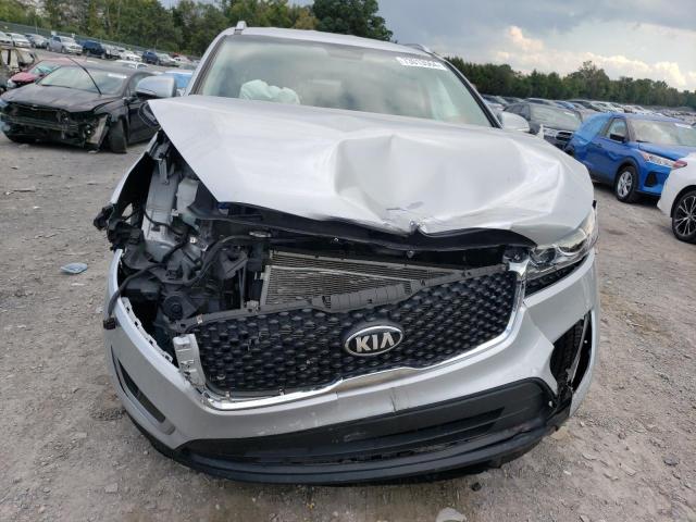 VIN 5XYPG4A35GG091796 2016 KIA Sorento, LX no.5