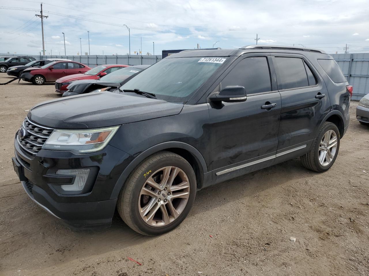  Salvage Ford Explorer