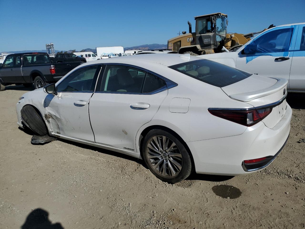 Lot #2948462919 2021 LEXUS ES 300H