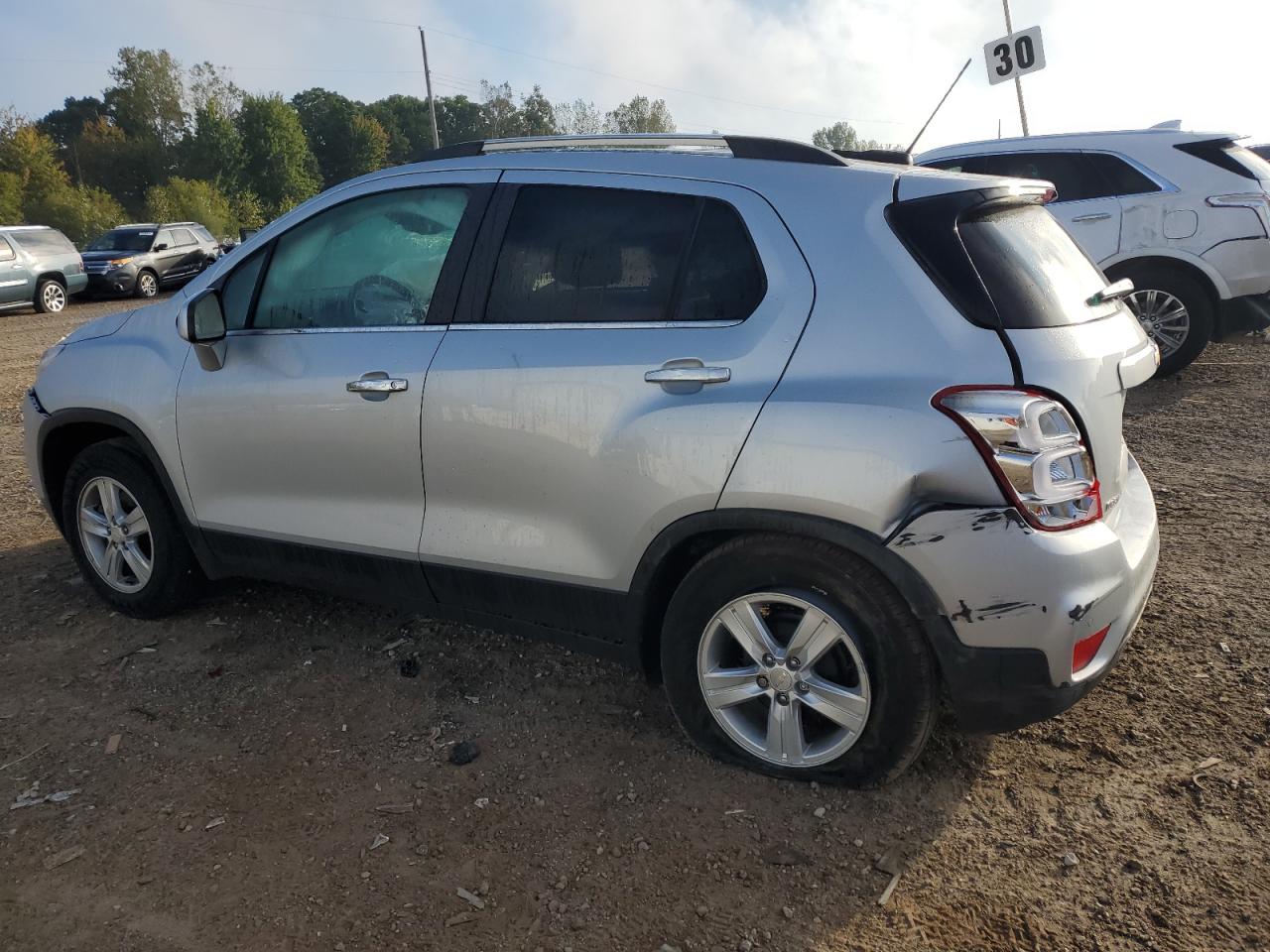 Lot #2928701718 2020 CHEVROLET TRAX 1LT