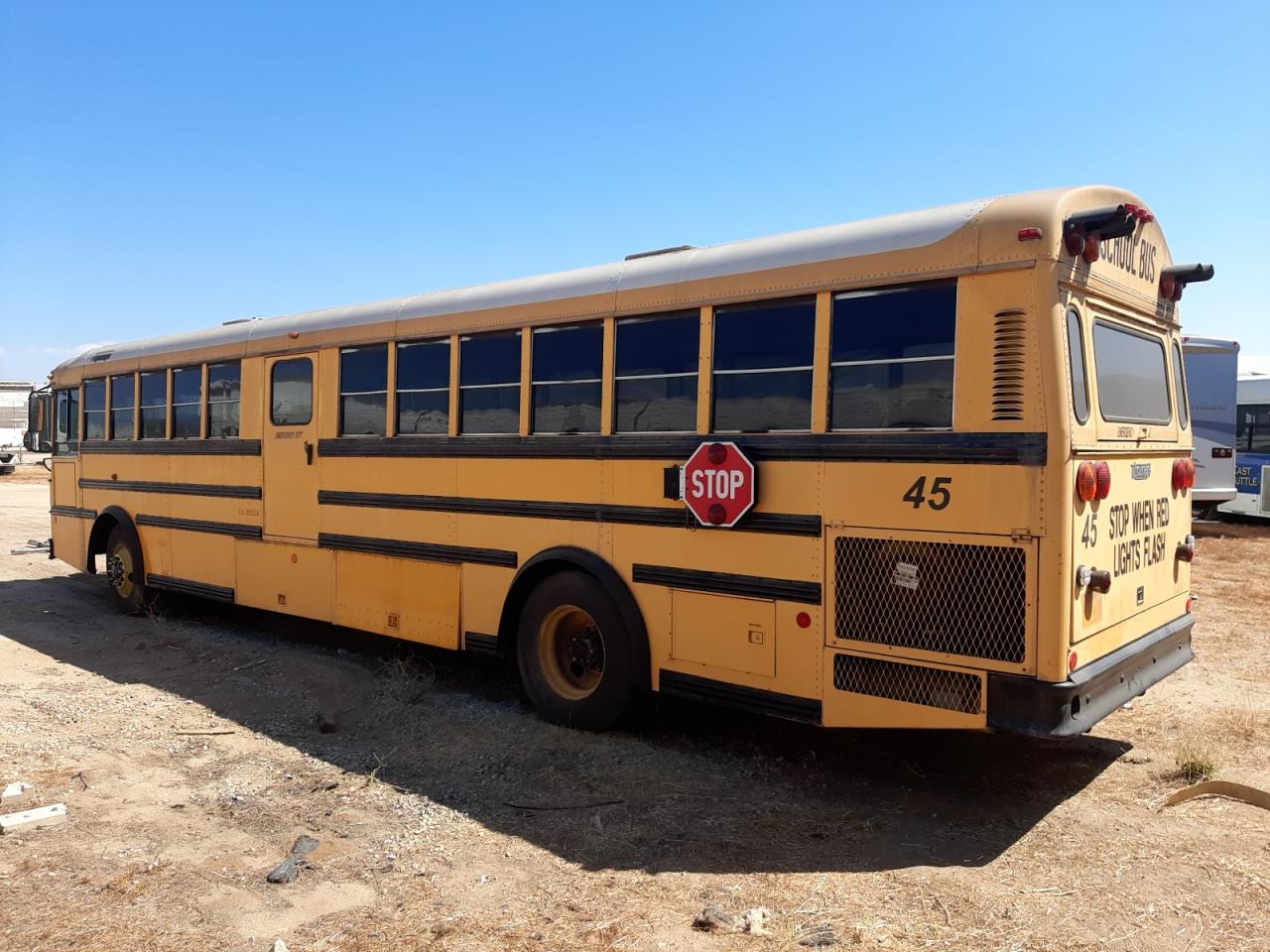 Lot #2962458814 1995 THOMAS SCHOOL BUS