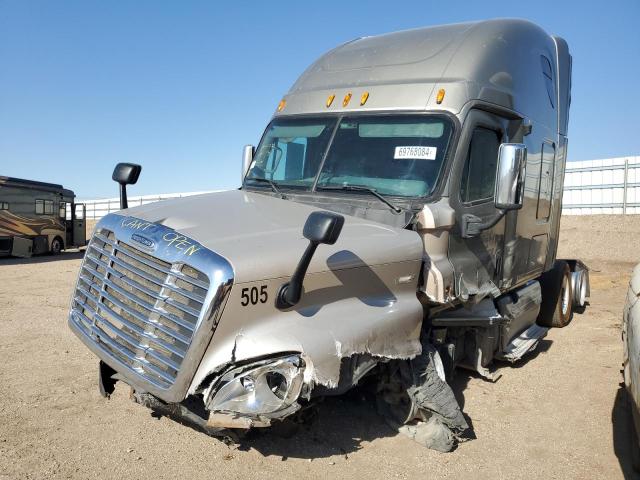 FREIGHTLINER CASCADIA 1 2011 gray tractor diesel 1FUJGLDR2BSAW8555 photo #3