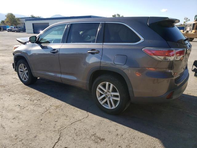 VIN 5TDZARFH5FS011247 2015 Toyota Highlander, LE no.2