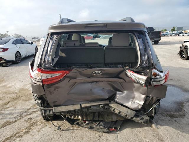 2016 TOYOTA SIENNA XLE - 5TDYK3DC6GS697829