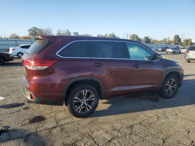 VIN 5TDZZRFH9JS256540 2018 Toyota Highlander, LE no.3