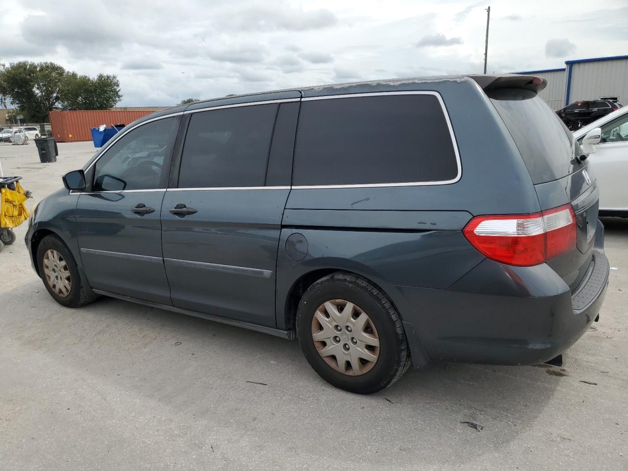 Lot #2993909381 2005 HONDA ODYSSEY LX