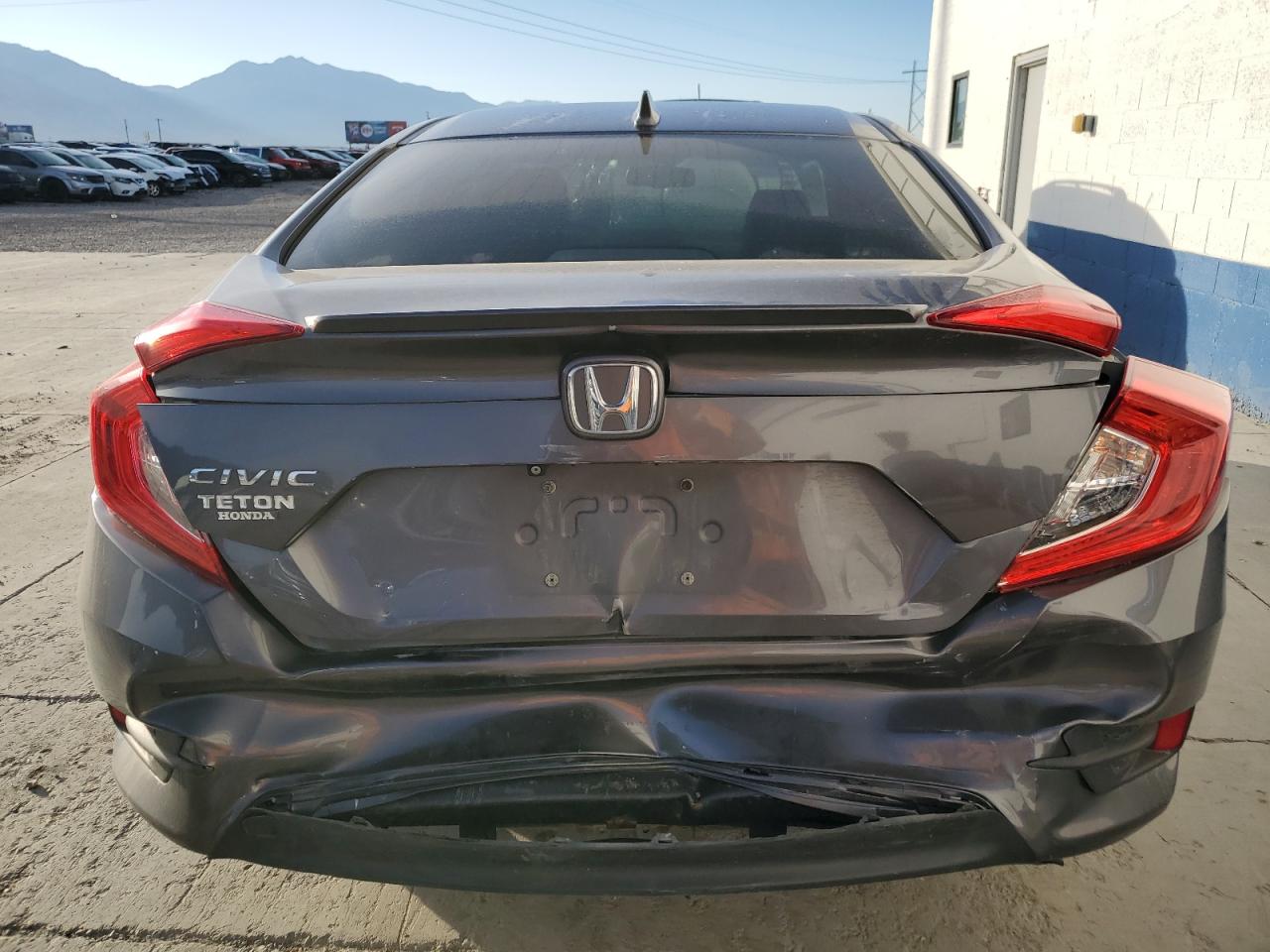 Lot #2905313511 2018 HONDA CIVIC EXL