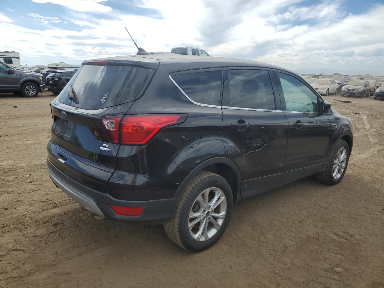 Lot #2972151117 2019 FORD ESCAPE SE