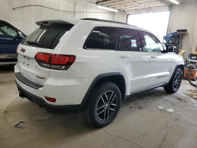 VIN 1C4RJFLG9HC631744 2017 Jeep Grand Cherokee, Tra... no.3