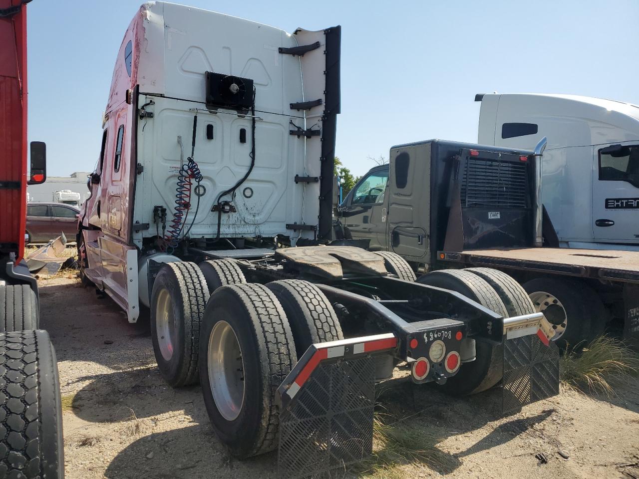 FREIGHTLINER CASCADIA 1 2019 white  diesel 3AKJHHDR1KSKU2363 photo #4