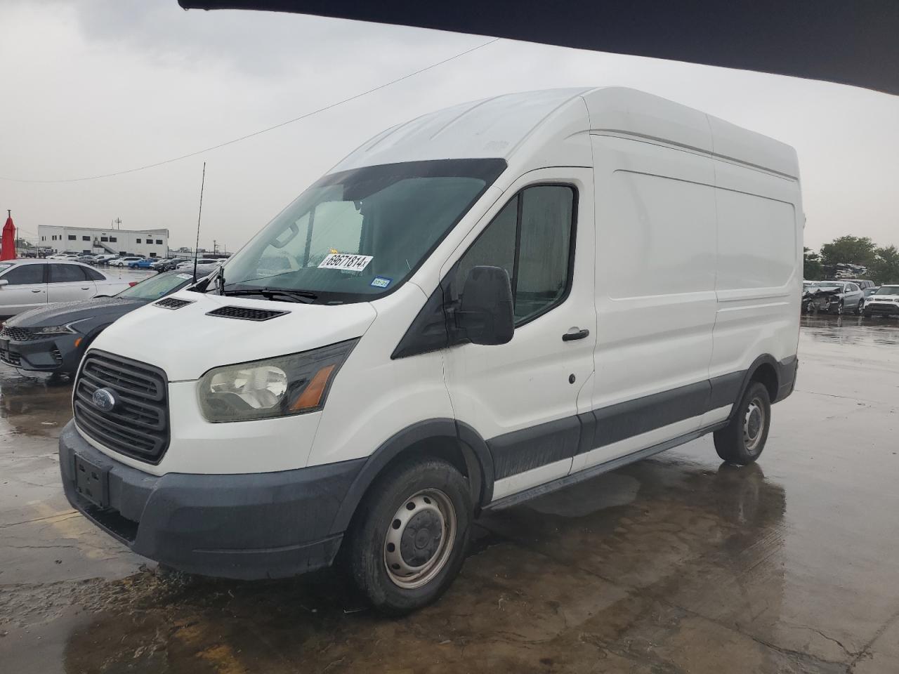 Ford Transit 2015 250