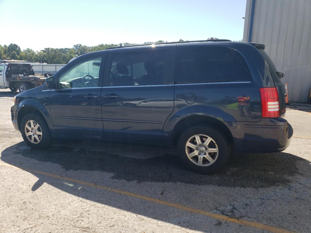 Lot #3026012949 2008 CHRYSLER TOWN & COU