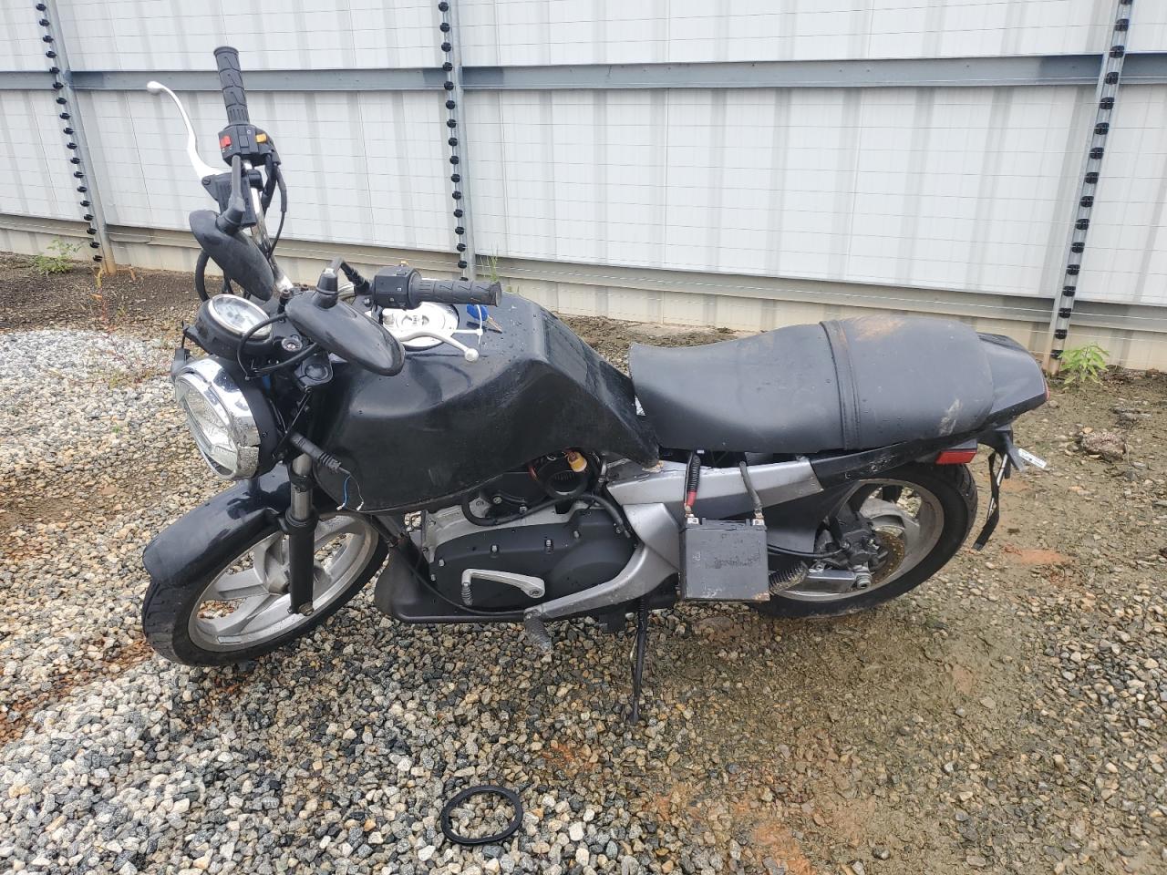 Lot #3024966376 2006 BUELL MOTORCYCLE