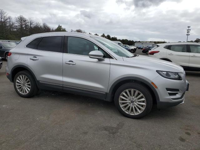 VIN 5LMCJ1D99KUL22651 2019 Lincoln MKC no.4