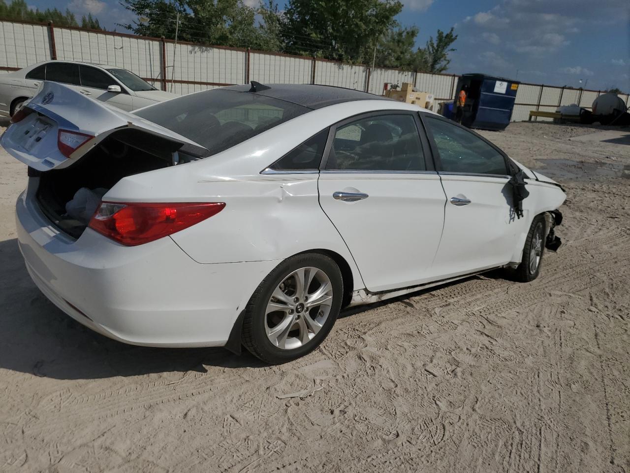 HYUNDAI SONATA SE 2013 white  gas 5NPEC4AC1DH664314 photo #4