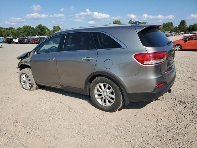 VIN 5XYPGDA53HG317546 2017 KIA Sorento, LX no.2