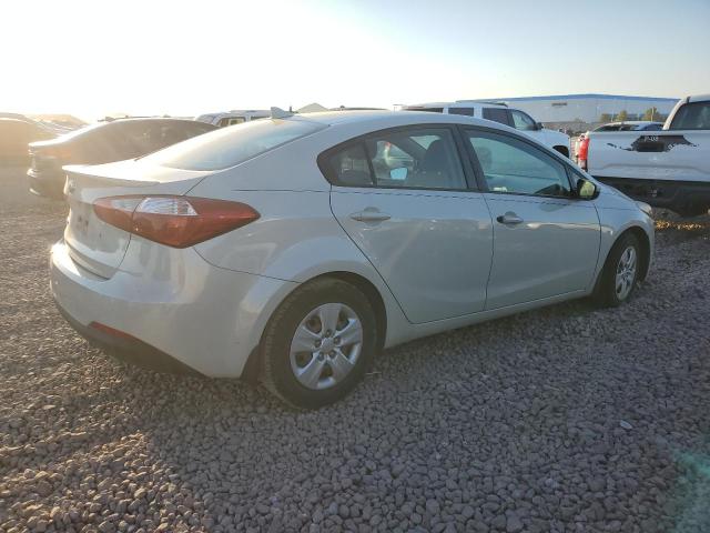 VIN KNAFK4A60F5289503 2015 KIA Forte, LX no.3