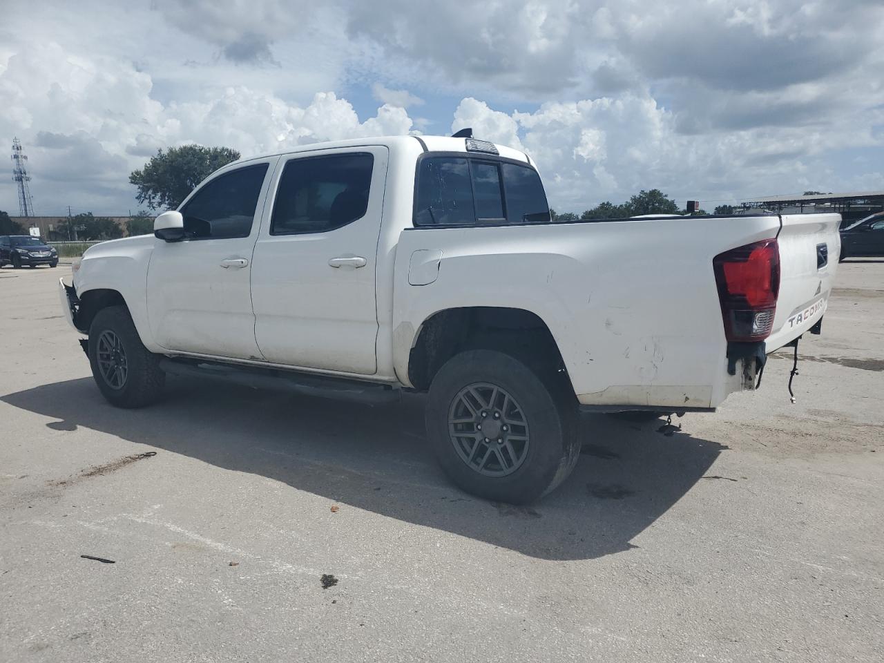 Lot #2821221021 2018 TOYOTA TACOMA DOU