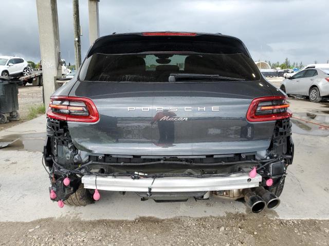 VIN WP1AA2A5XJLB14528 2018 Porsche Macan no.6