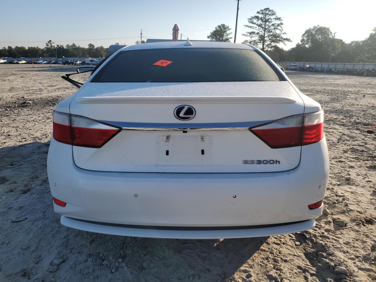 Lot #2853119485 2013 LEXUS ES 300H