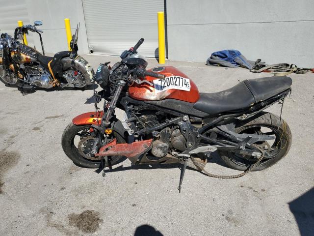 2011 KAWASAKI EX650 C - JKAEXEC15BDA67642