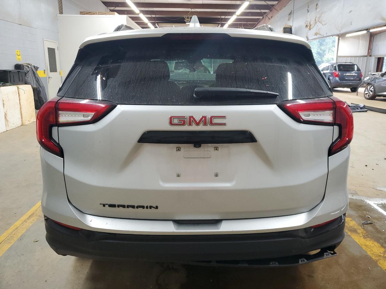 Lot #2860316028 2022 GMC TERRAIN SL