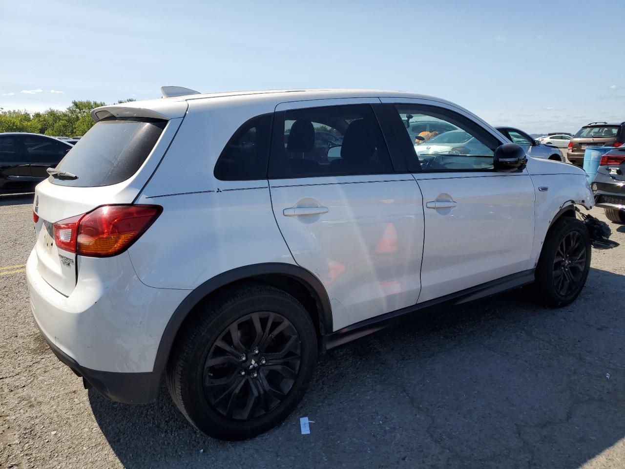 Lot #2978540204 2017 MITSUBISHI OUTLANDER