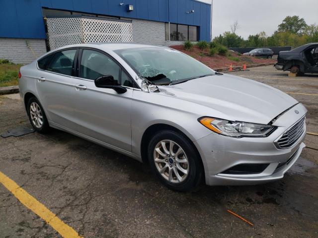 VIN 3FA6P0G76HR341834 2017 Ford Fusion, S no.4