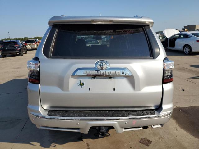 2018 TOYOTA 4RUNNER SR - JTEZU5JR5J5189198