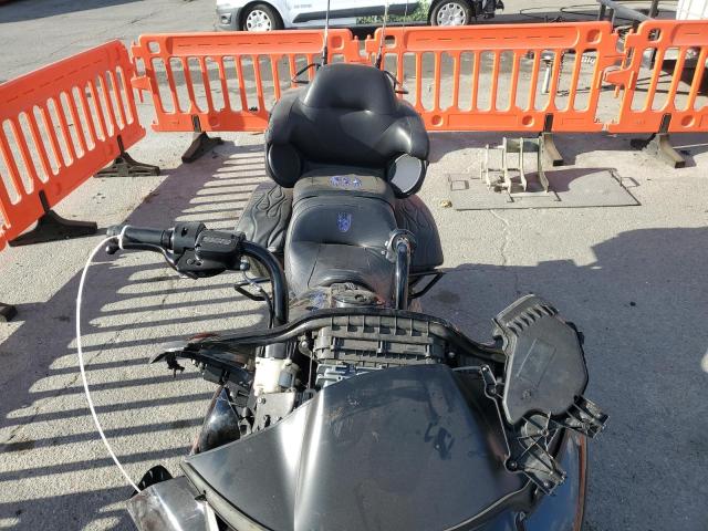 2021 HARLEY-DAVIDSON FLTRK 1HD1KZF22MB640778