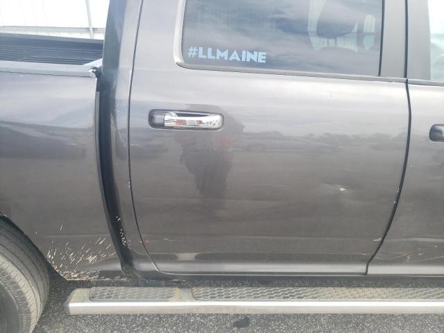2017 RAM 1500 SLT - 3C6RR7LT3HG633070