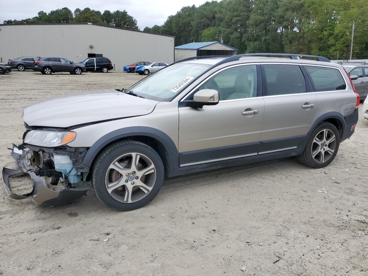  Salvage Volvo XC70