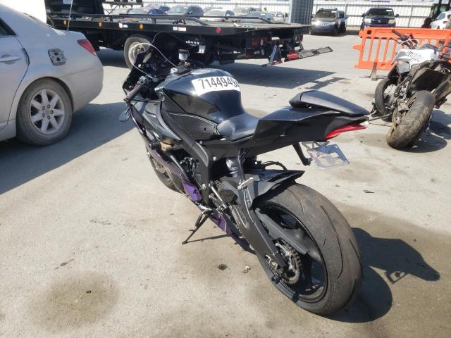 YAMAHA YZFR6 C 2020 two tone  gas JYARJ28Y4LA002631 photo #4