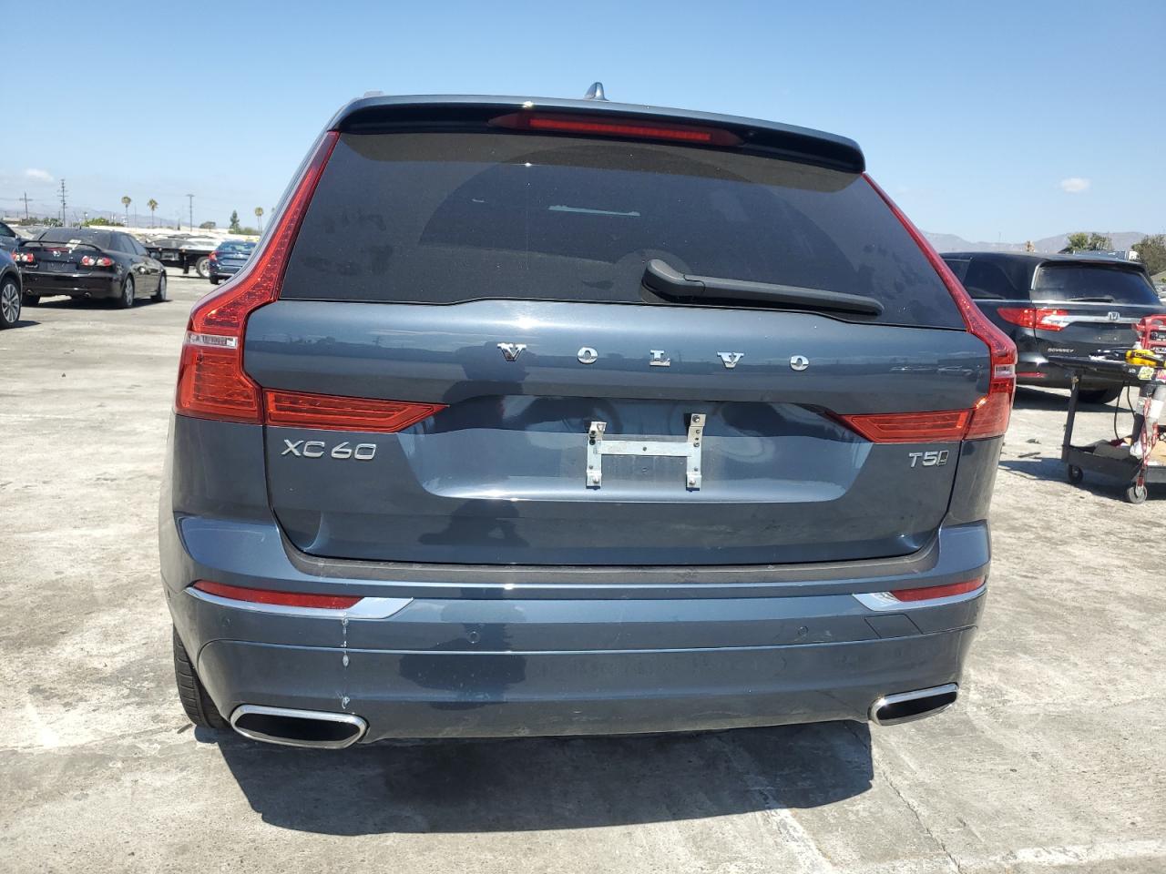 Lot #2972433535 2021 VOLVO XC60 T5 IN