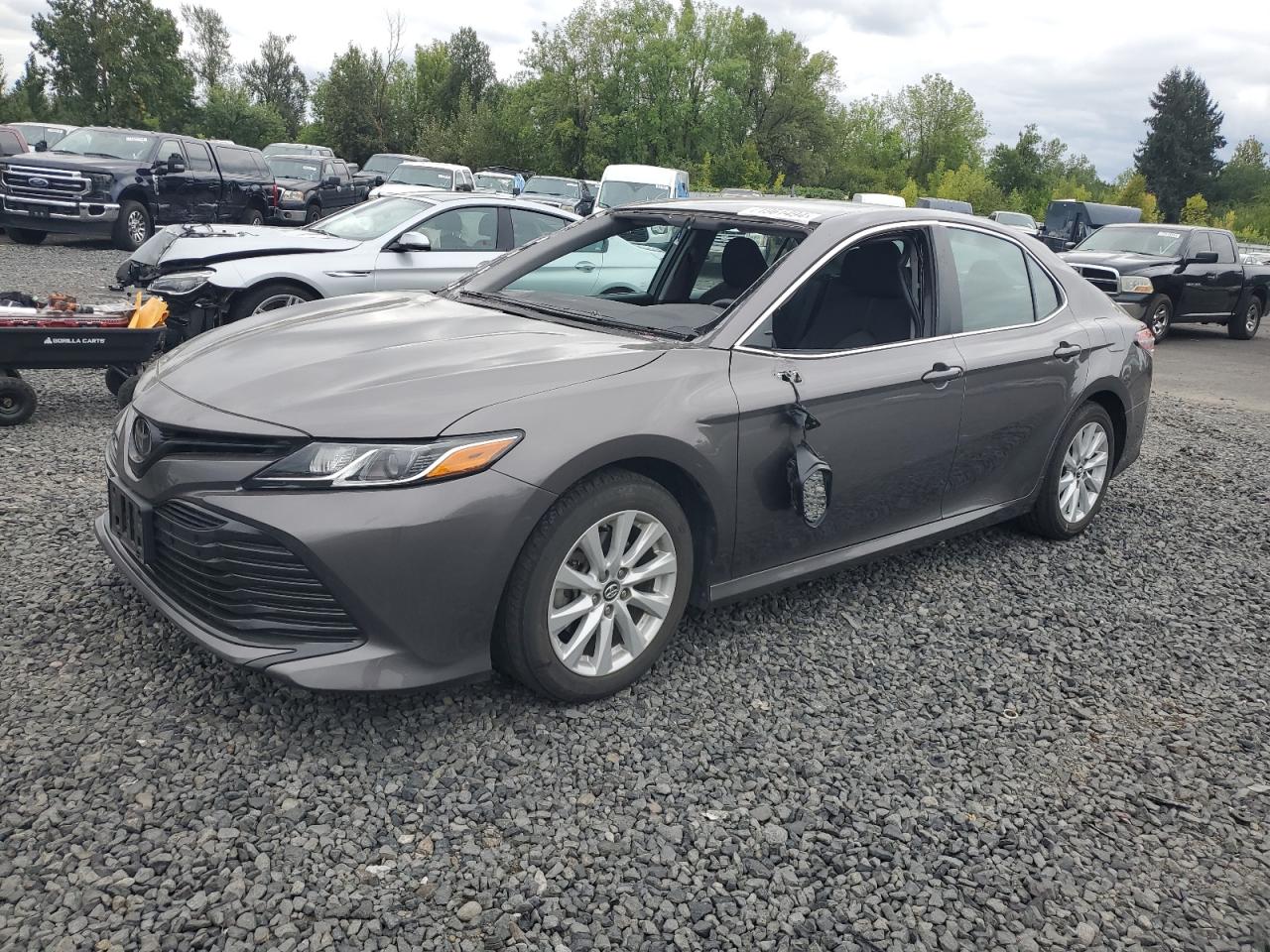 Toyota Camry 2019 