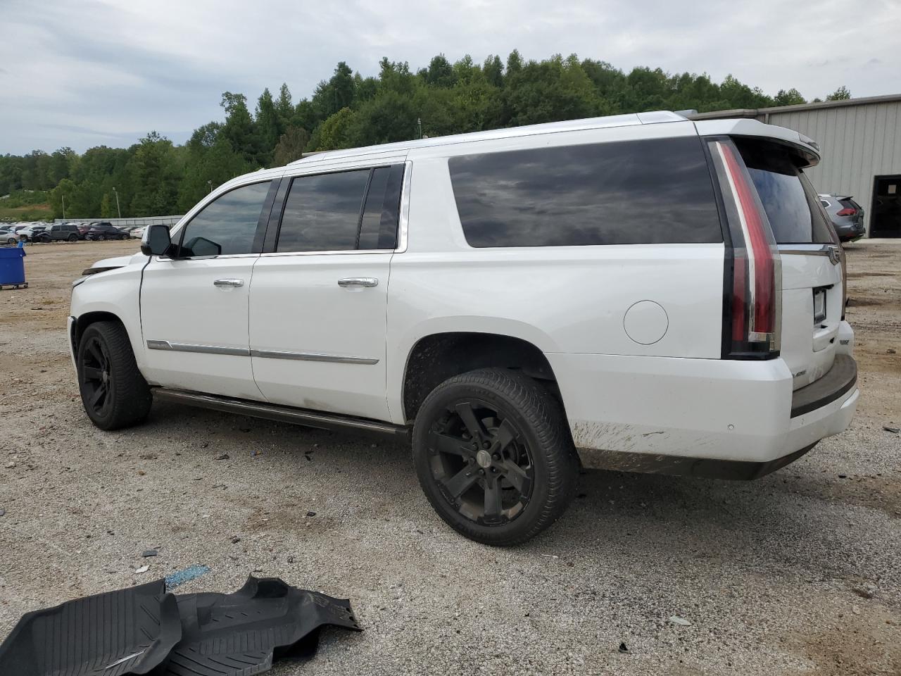 Lot #2893329777 2018 CADILLAC ESCALADE E