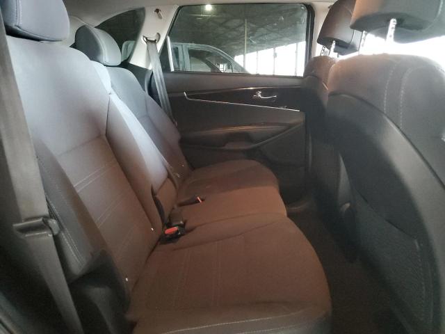 2017 KIA SORENTO LX - 5XYPG4A38HG278273