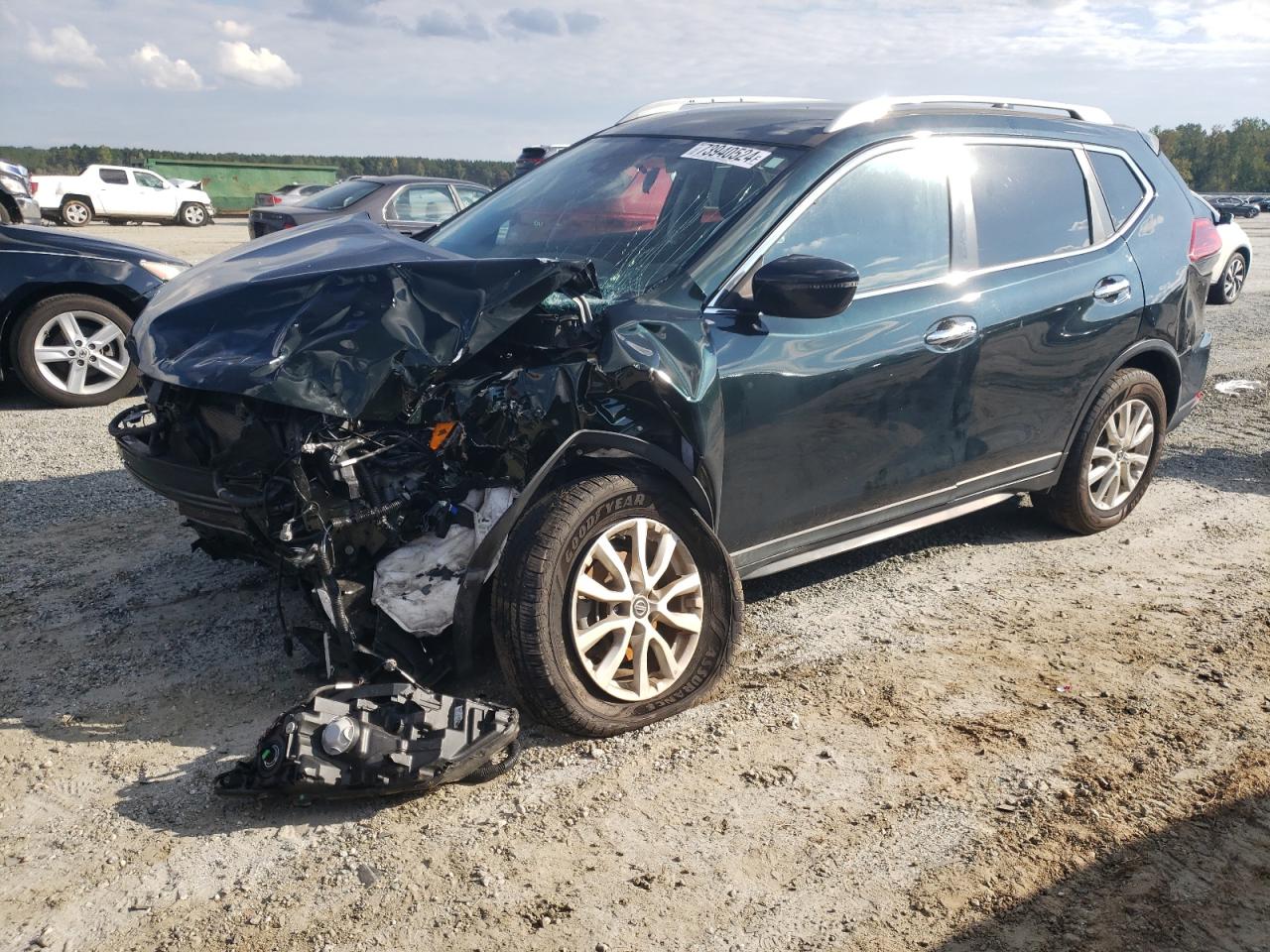  Salvage Nissan Rogue