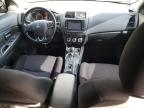 MITSUBISHI OUTLANDER photo