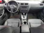 VOLKSWAGEN JETTA SE photo