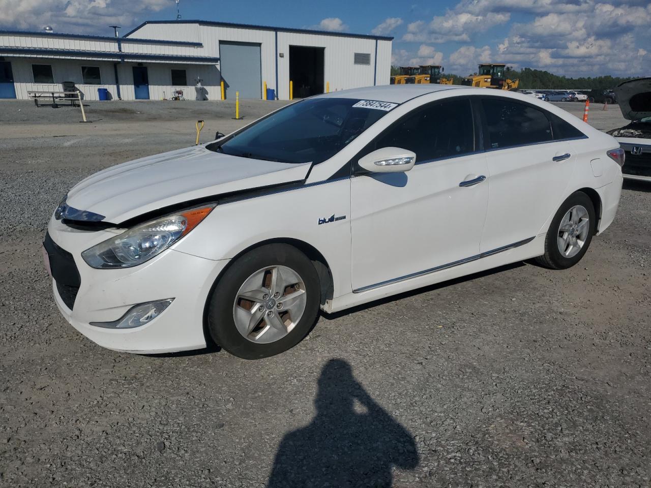 HYUNDAI SONATA HYB 2012 white sedan 4d hybrid engine KMHEC4A46CA054533 photo #1