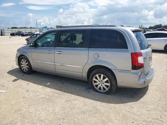 VIN 2C4RC1BGXGR159493 2016 Chrysler Town and Countr... no.2