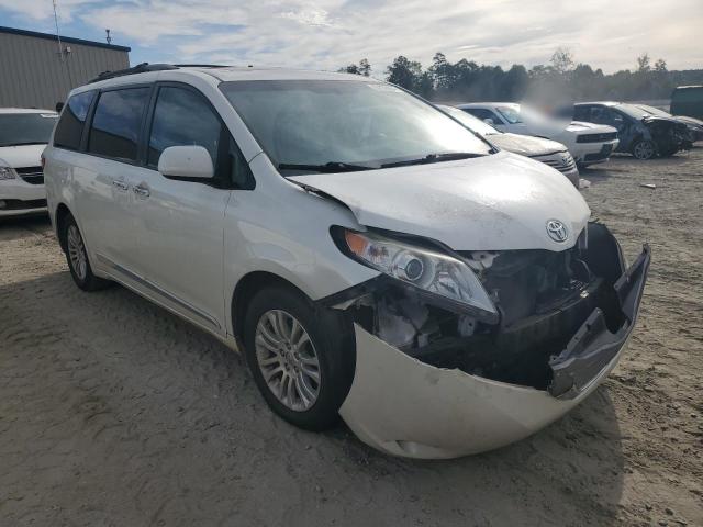 2015 TOYOTA SIENNA XLE - 5TDYK3DC2FS668455