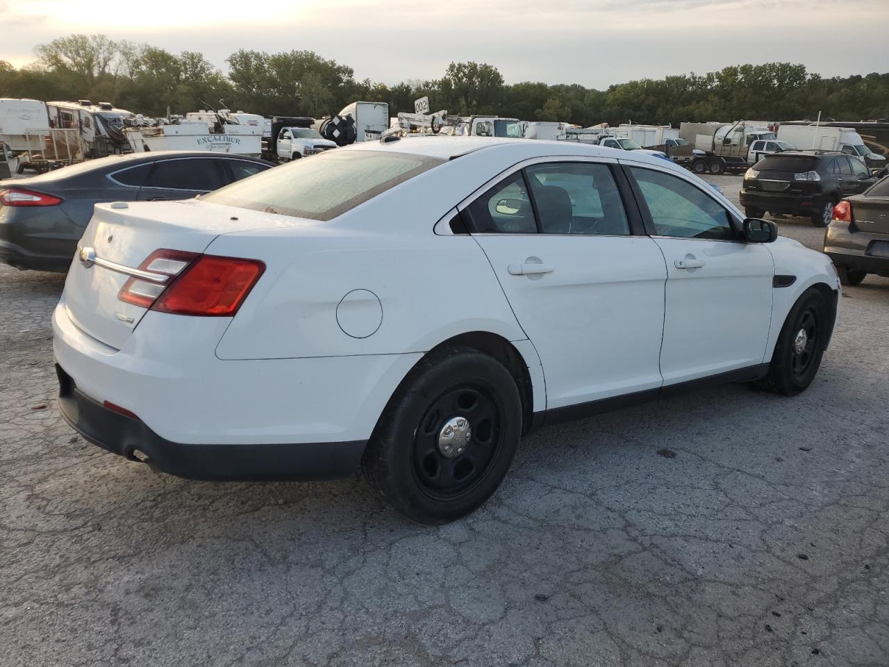 Lot #2809342921 2015 FORD TAURUS POL