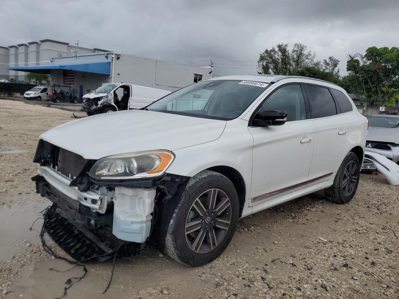 YV440MDR2H2120168 VOLVO XC60 T5 DY 2017