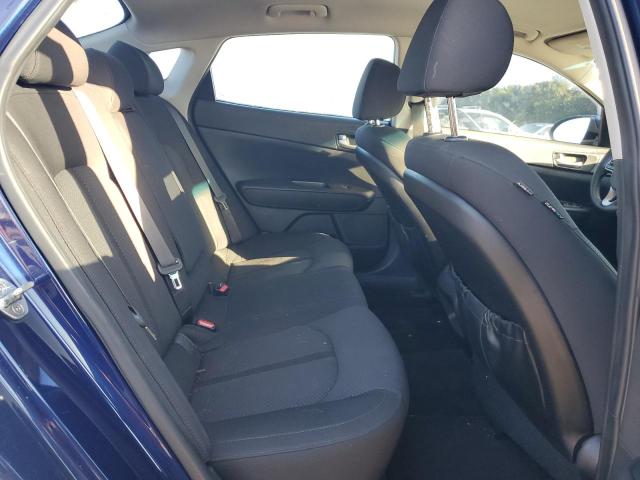 2018 KIA OPTIMA LX - 5XXGT4L32JG219268