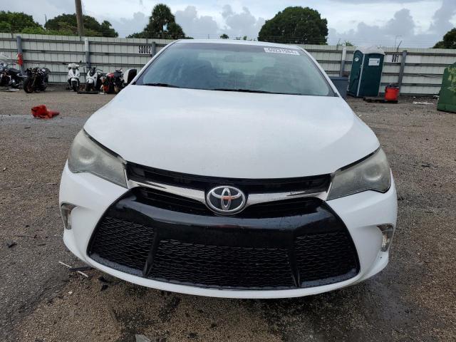 VIN 4T1BF1FK3HU390713 2017 Toyota Camry, LE no.5