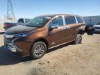 TOYOTA SIENNA LE photo